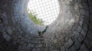 vista-da-interno-fornace-ciminiera